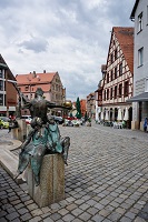 TN Gruene Markt Brunnen